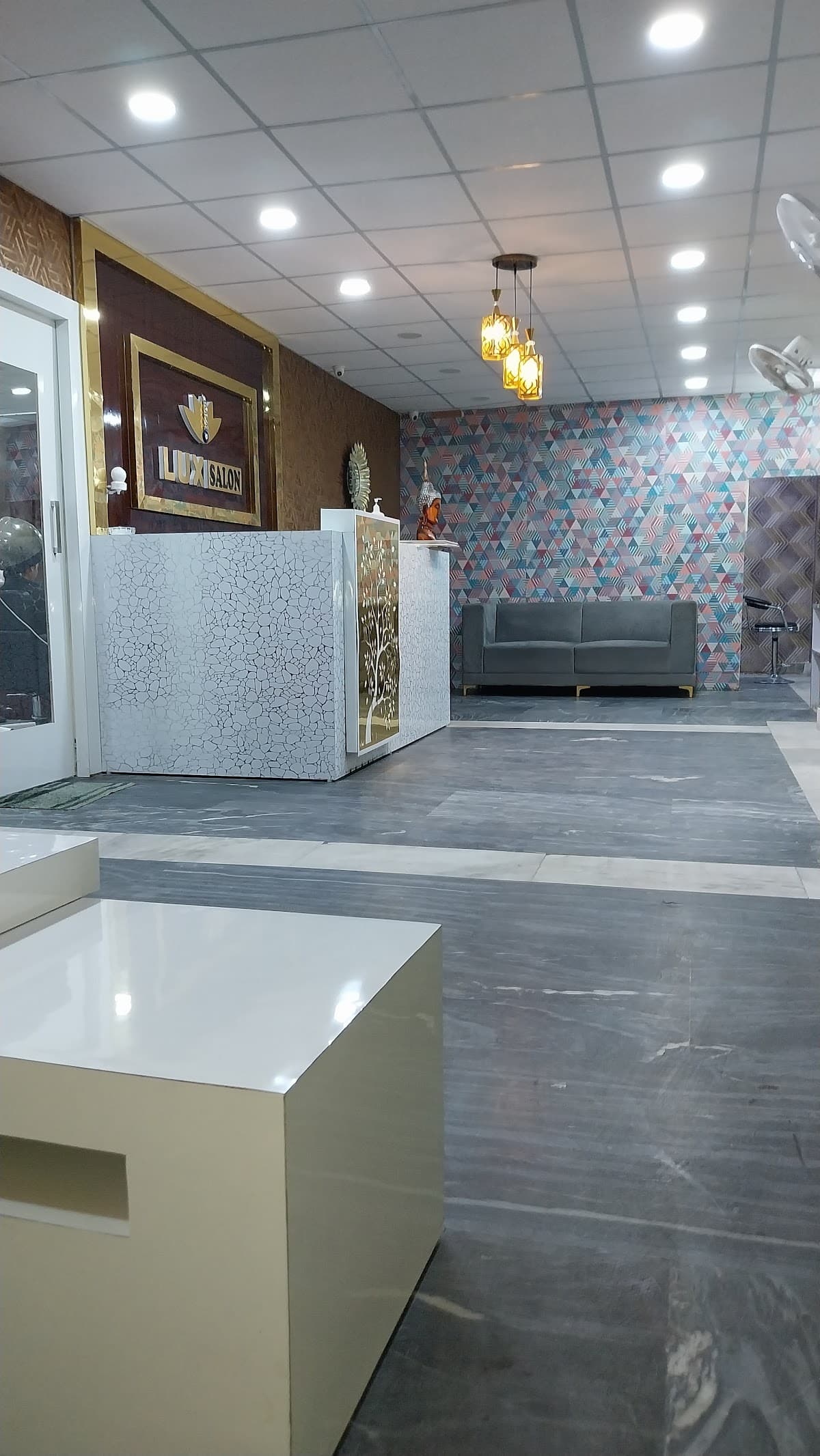 LUX SALON JAMMU