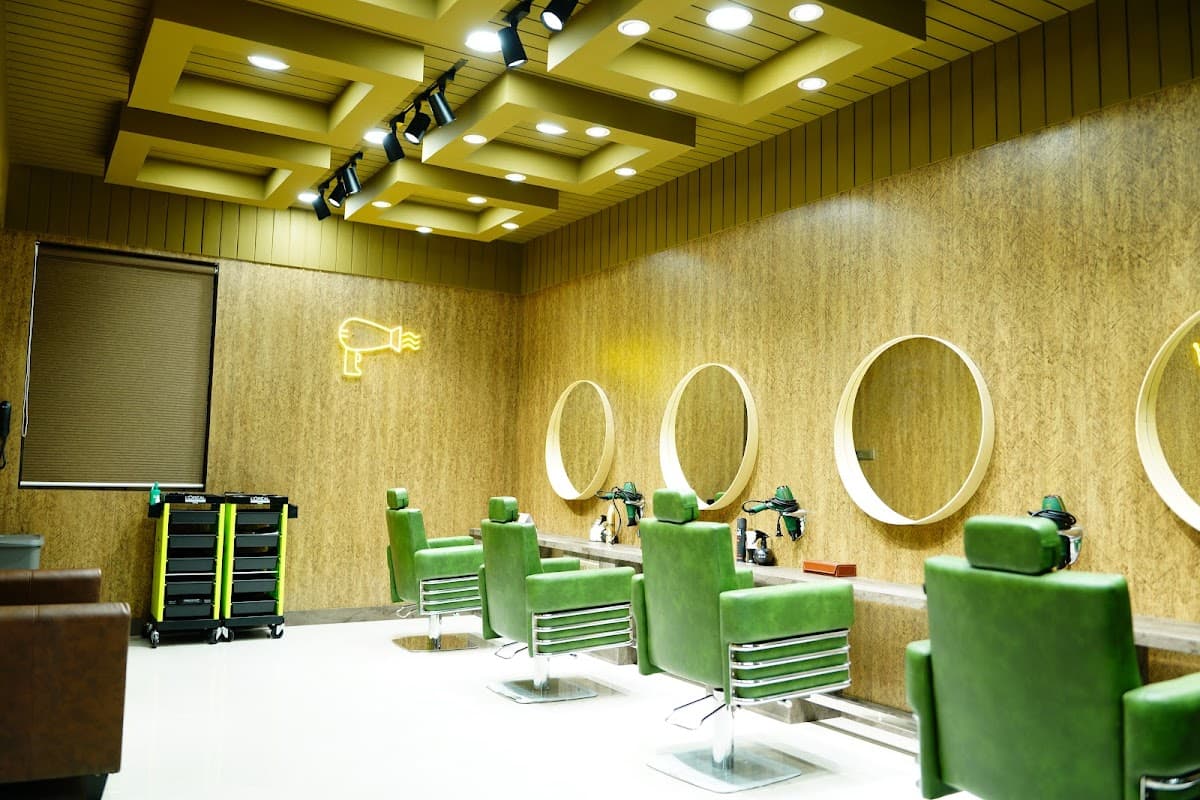 Make Over Studio