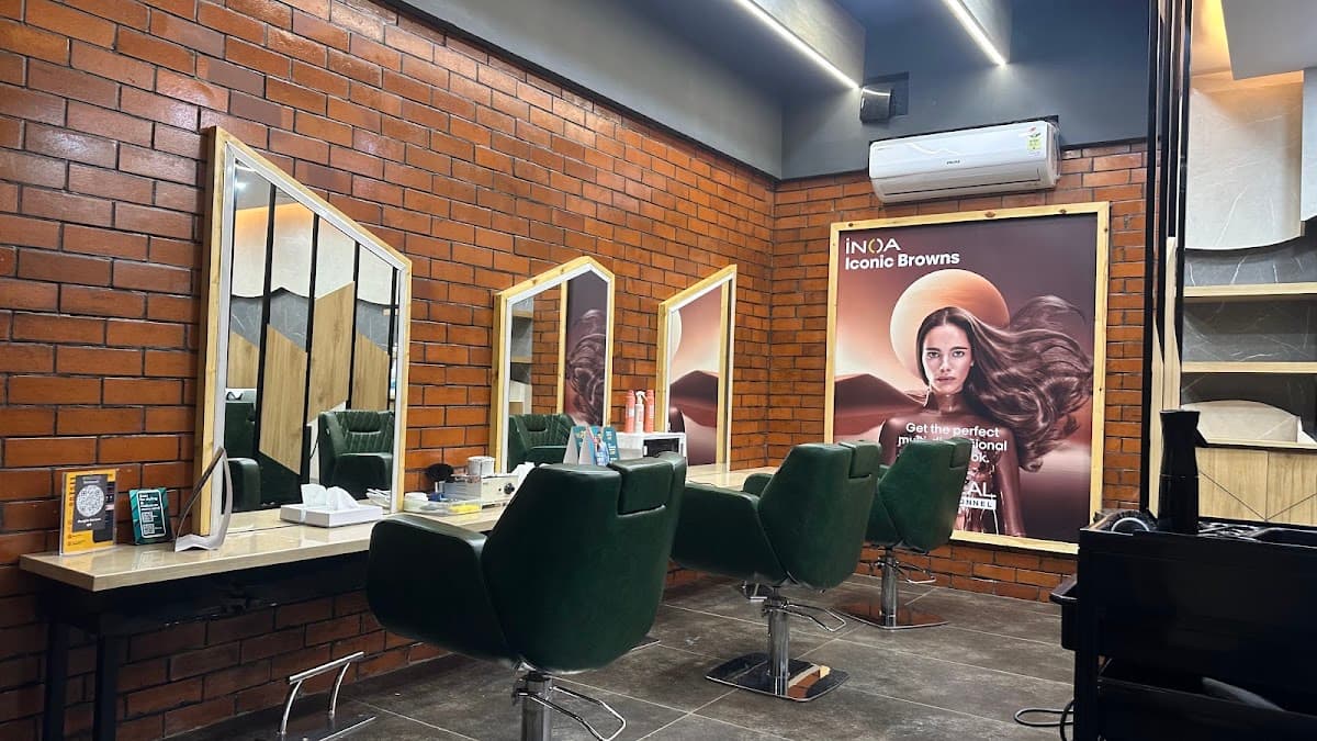 GREEN TRENDS UNISEX HAIR & STYLE SALON