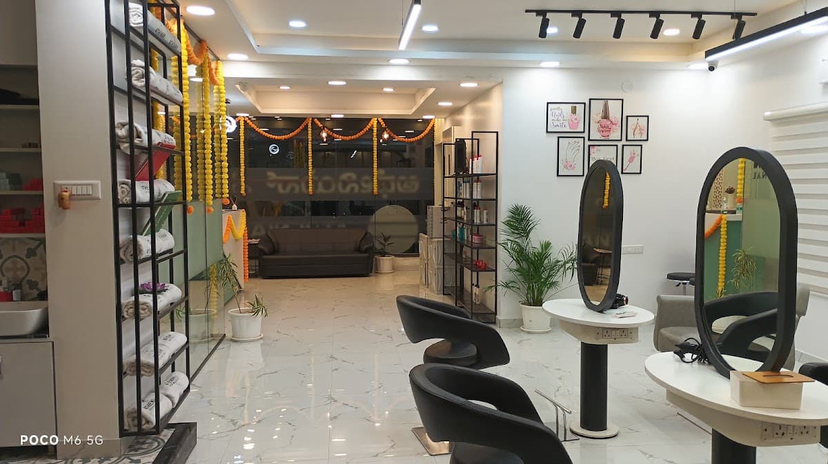 Athenian Salon BTM Bangalore - Hair Salon / Academy / Beauty Salon / Skin / Nail Salon / Training / Makeup