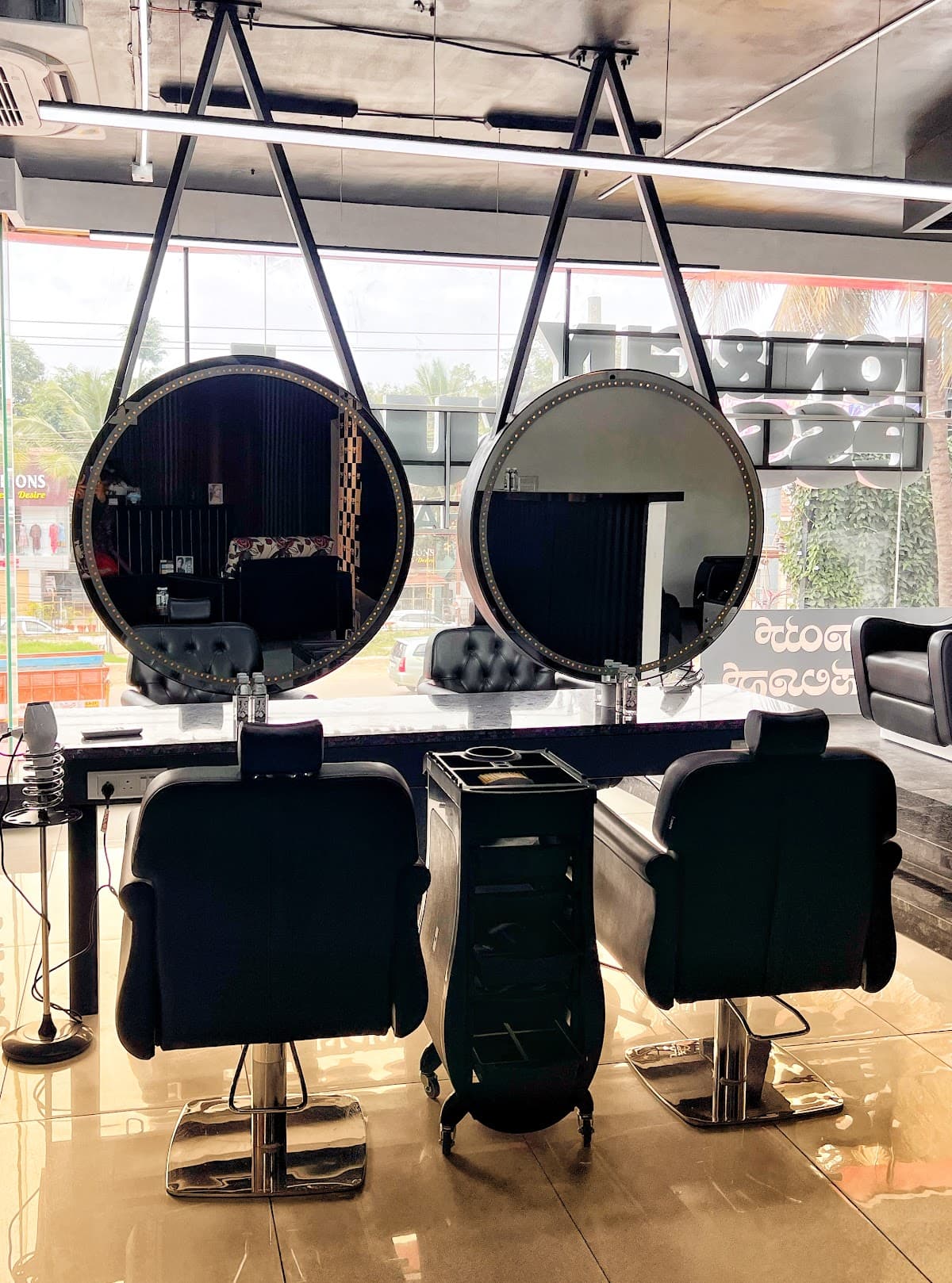 TONI&GUY ESSENSUALS, KADUGODI / SEEGEHALLI