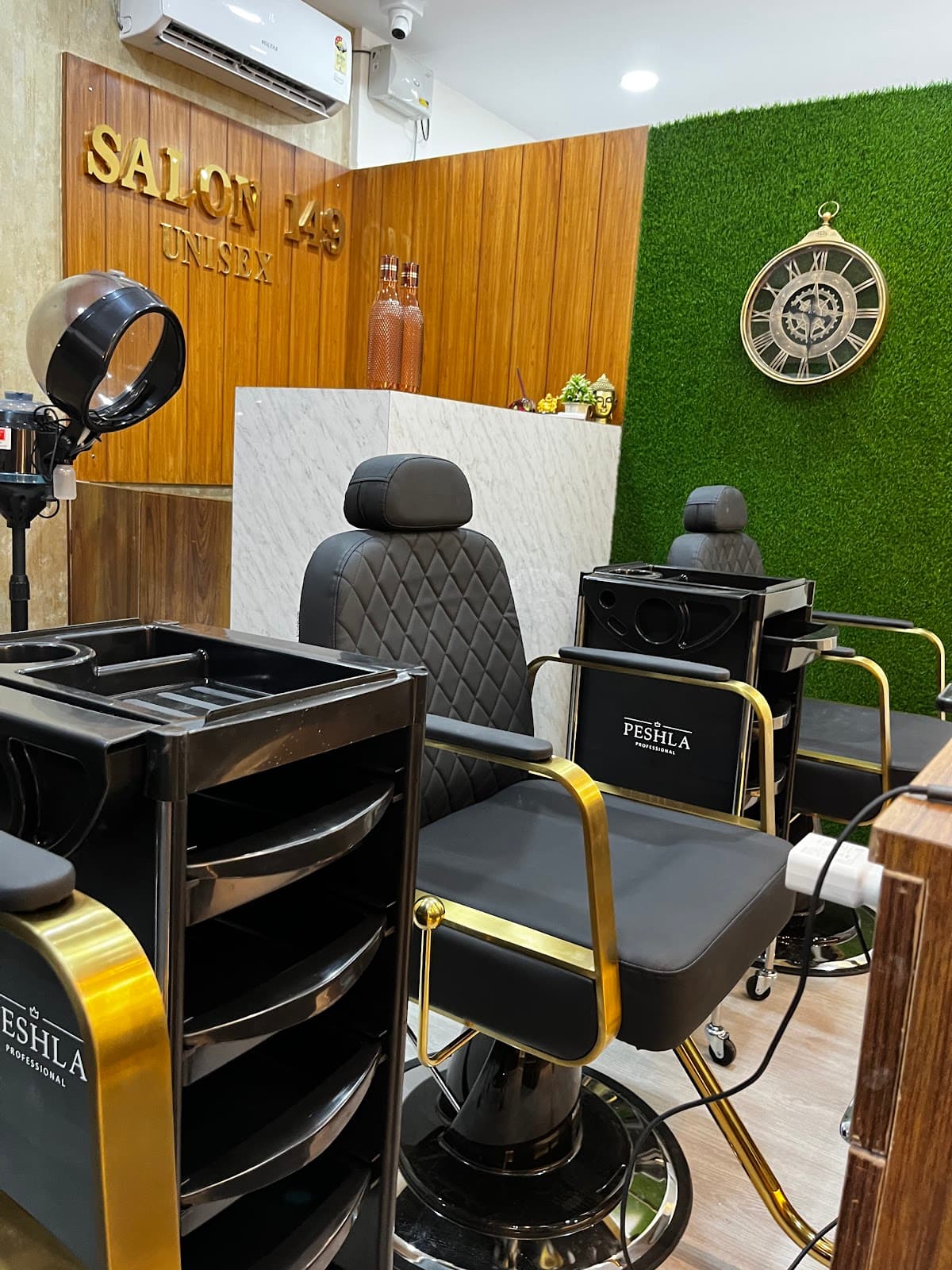 Salon 149