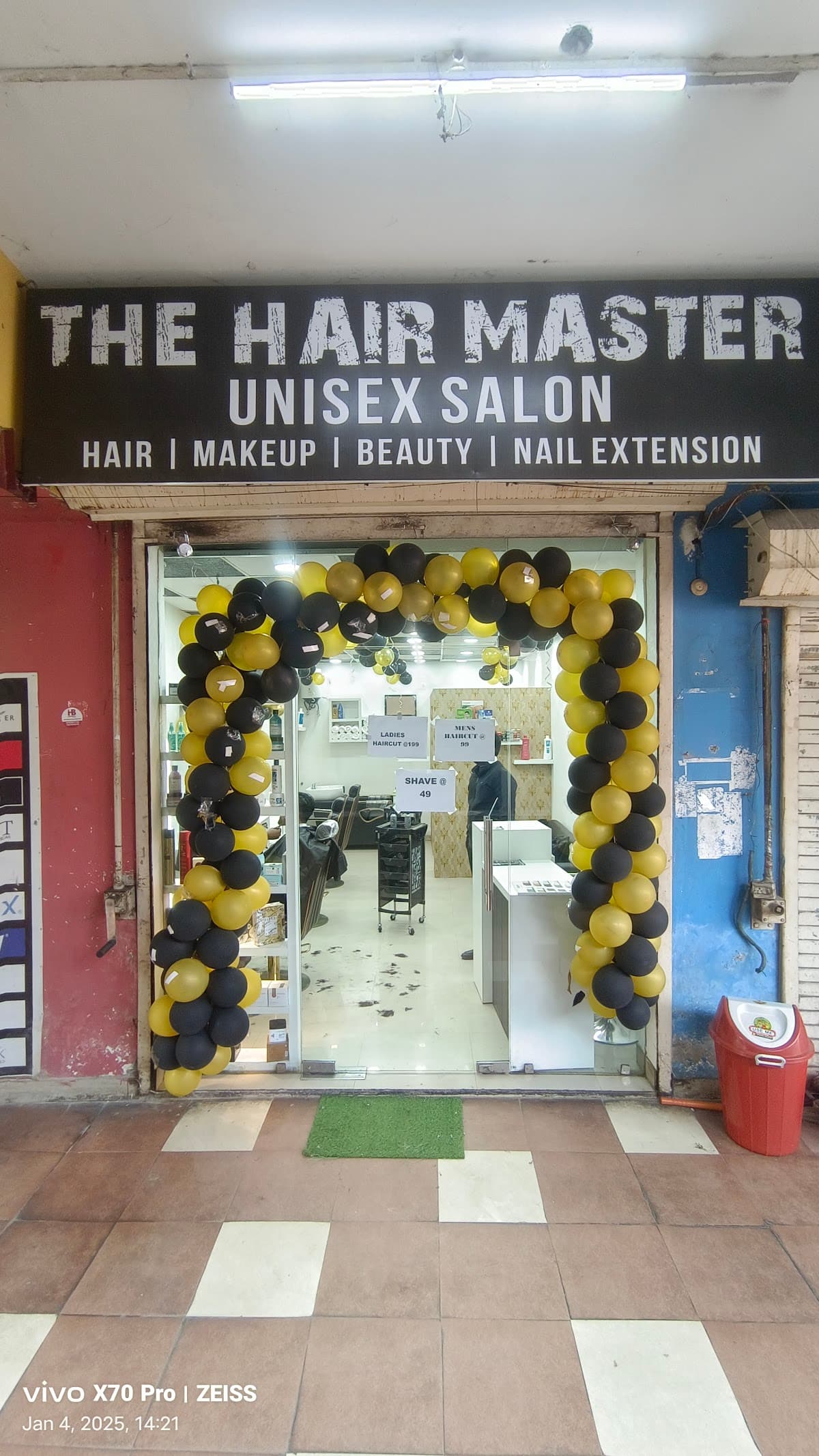 THE HAIR MASTER UNISEX SALON