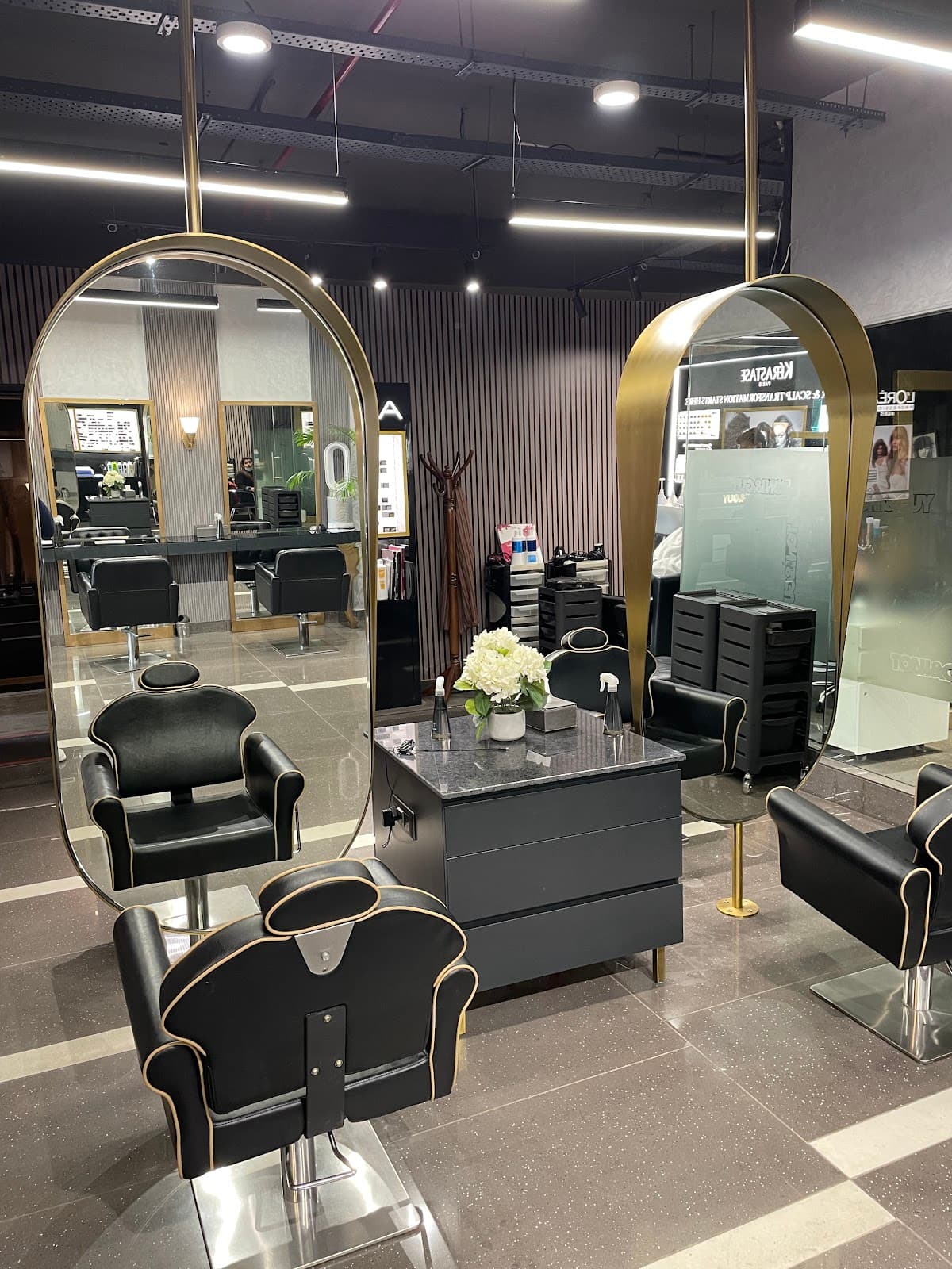 Toni & Guy Hairdressing, Beauty, Make-up, Nail Bar