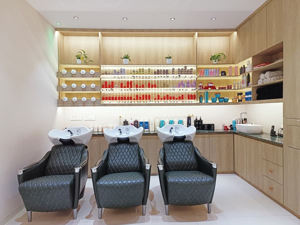 Color Fever - The Salon & Academy