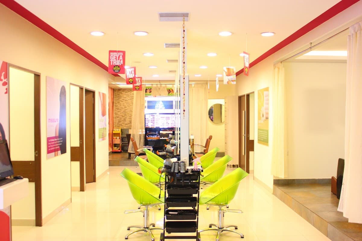YLG Salon / Gopalan Signature Mall