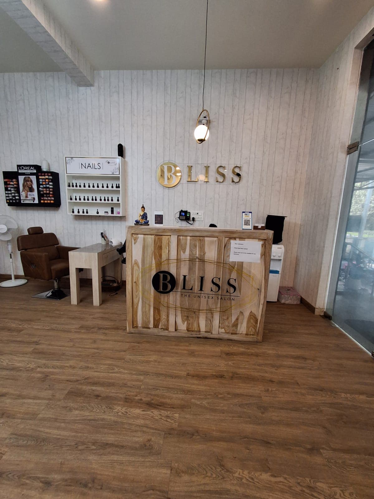 Bliss The Unisex Salon