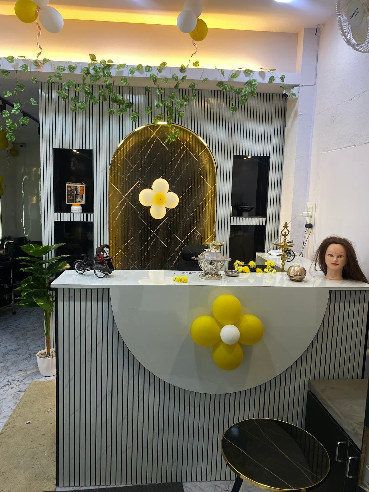 Hairways Unisex Family Salon
