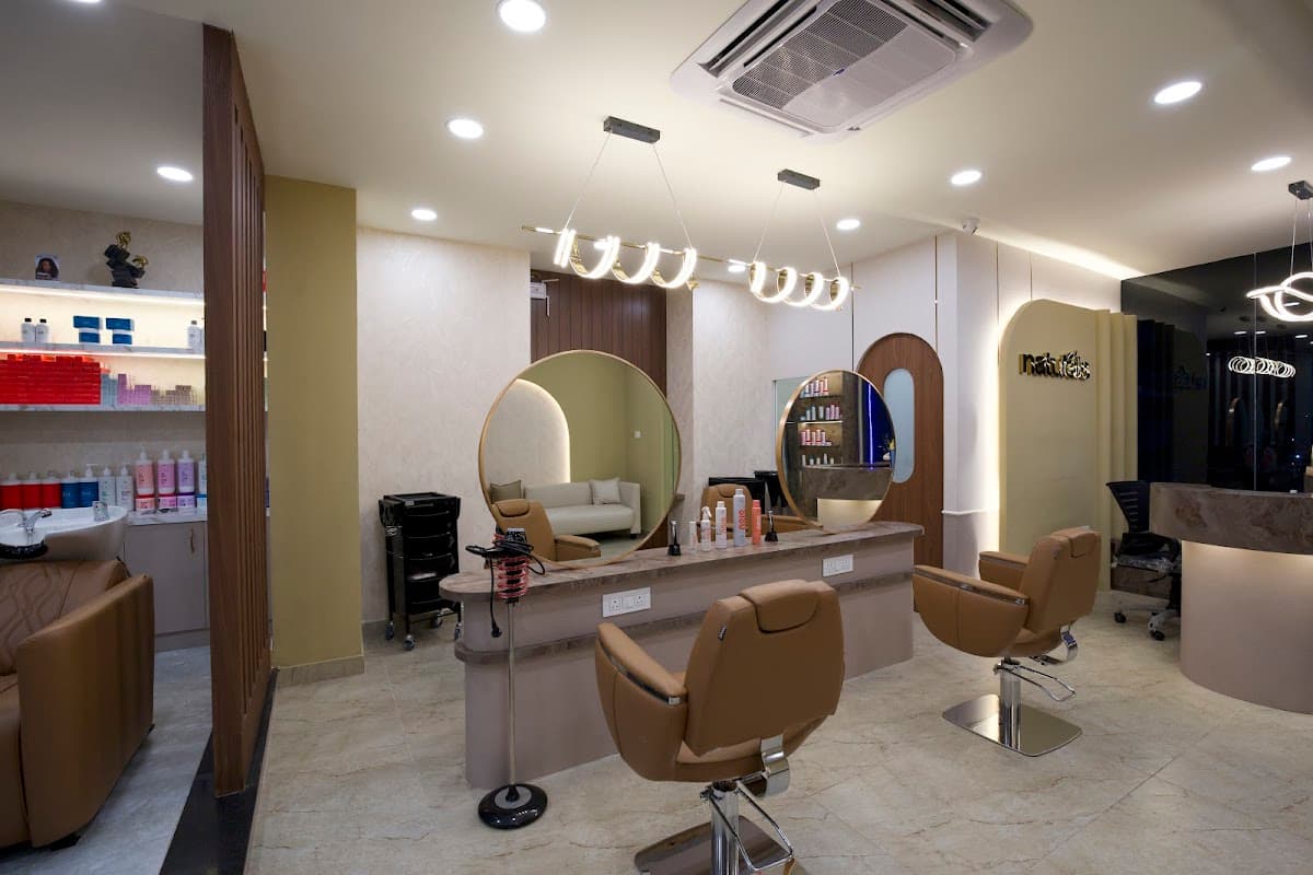 Naturals Salon