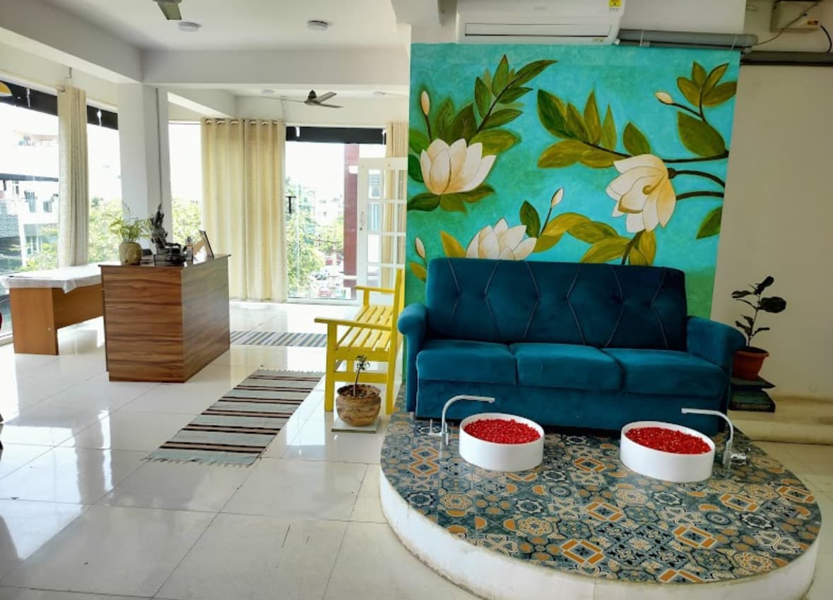 TaRaash Salon