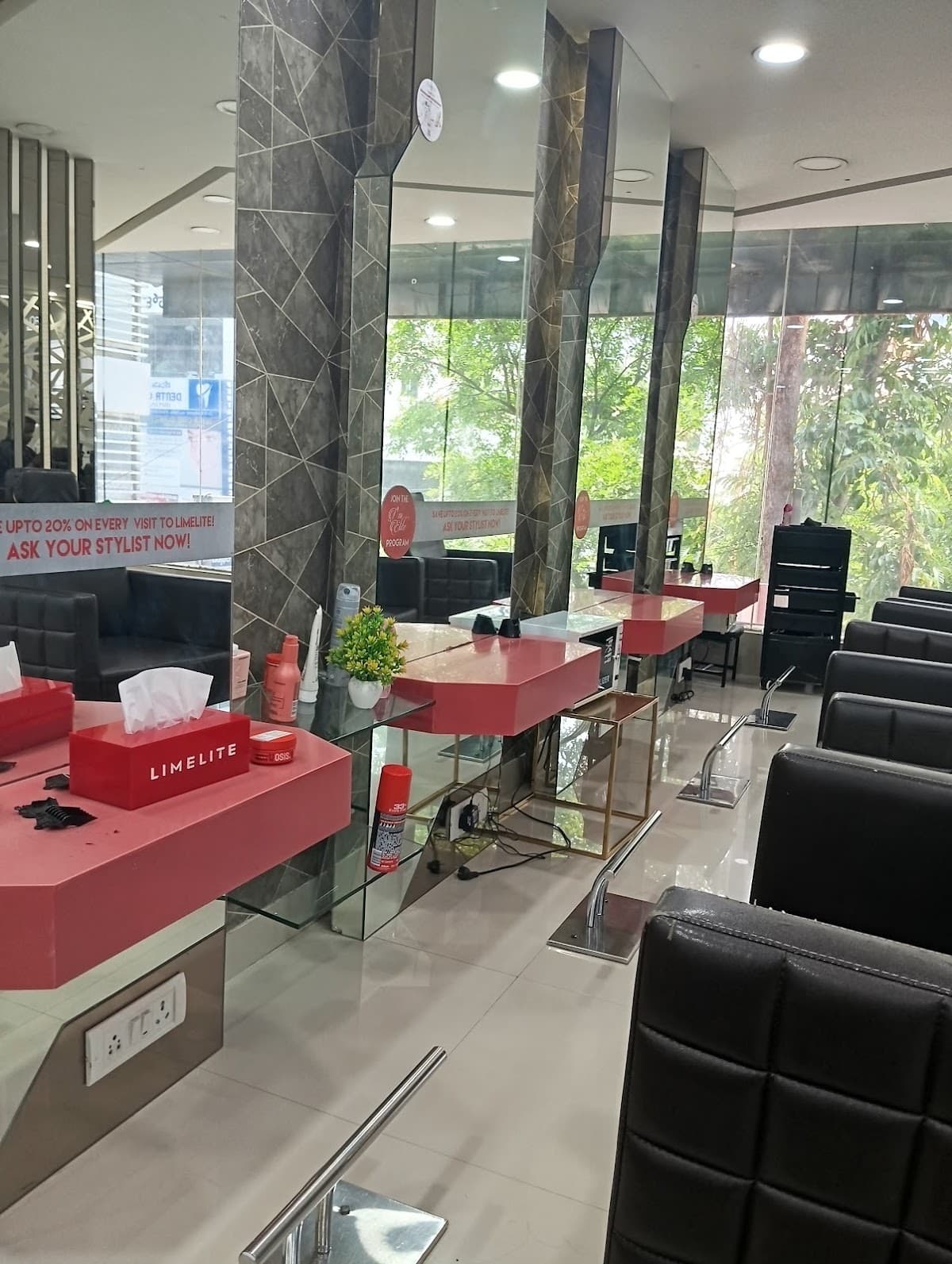Limelite Salon & Spa