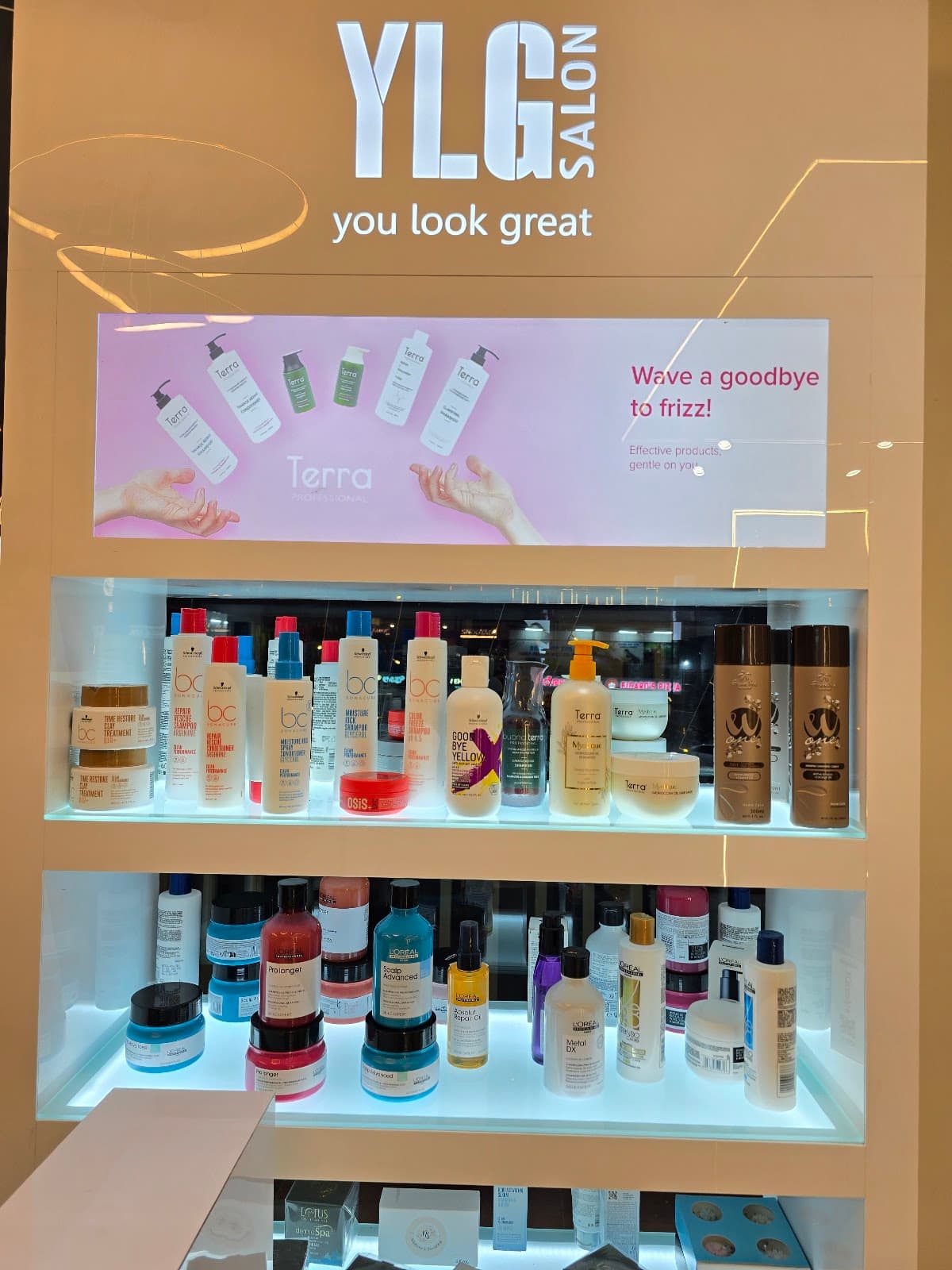 YLG Salon / Budigere Cross