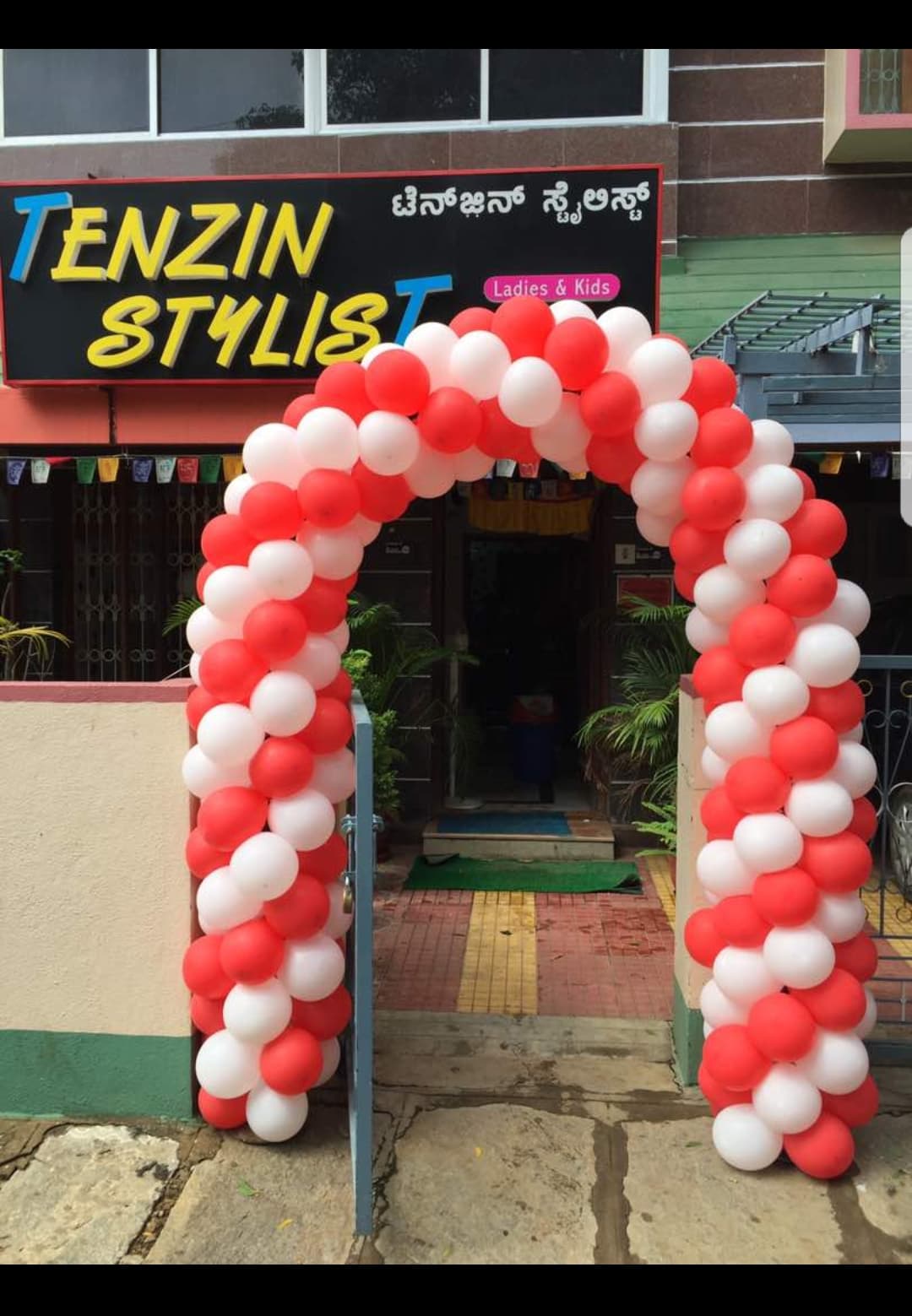 Tenzin Stylist