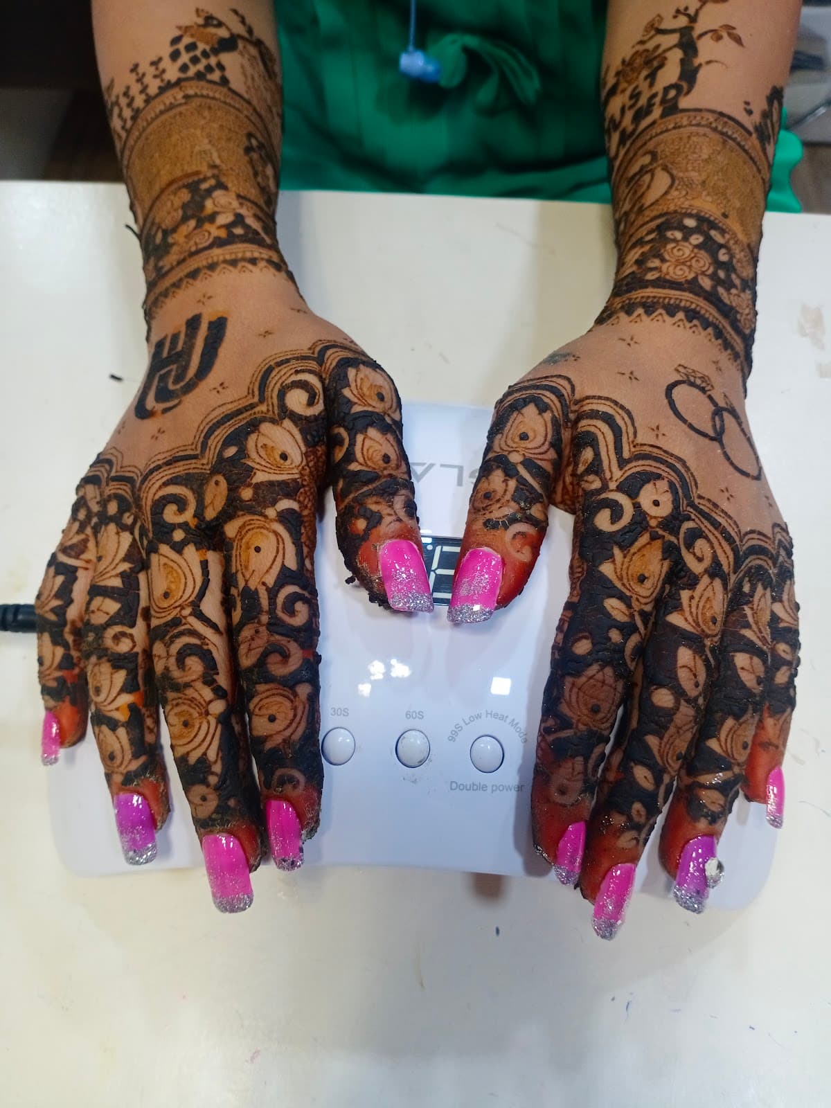 Tanishq Beauty Salon & Spa.