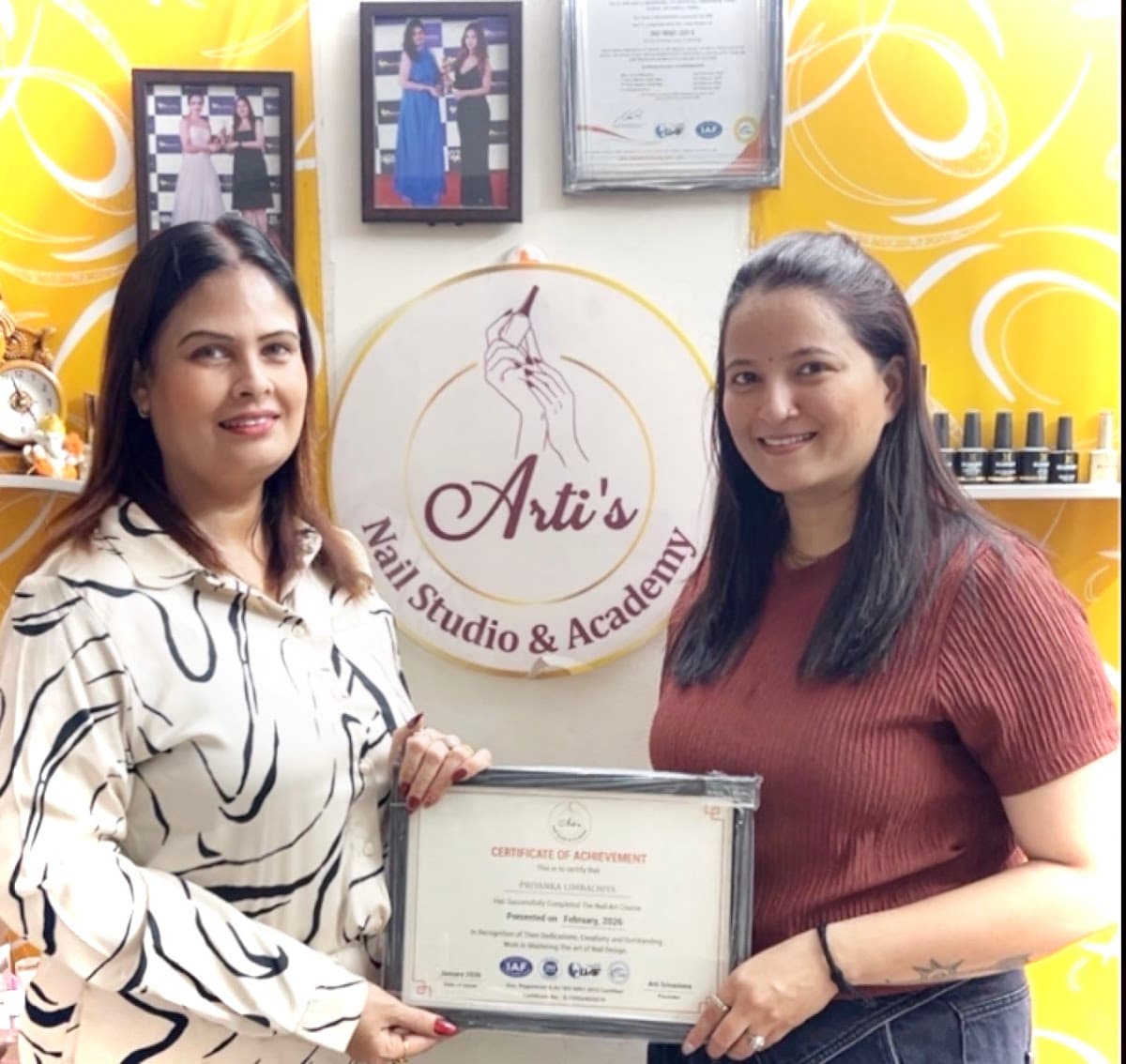 Arti's nail studio & academy