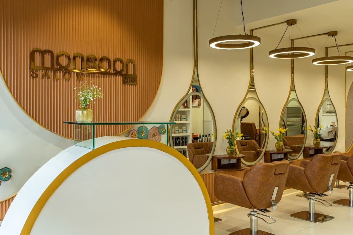 Monsoon Salon Pro-Best Beauty Salon in Noida