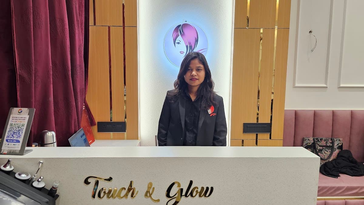 Touch & Glow Beauty Parlour