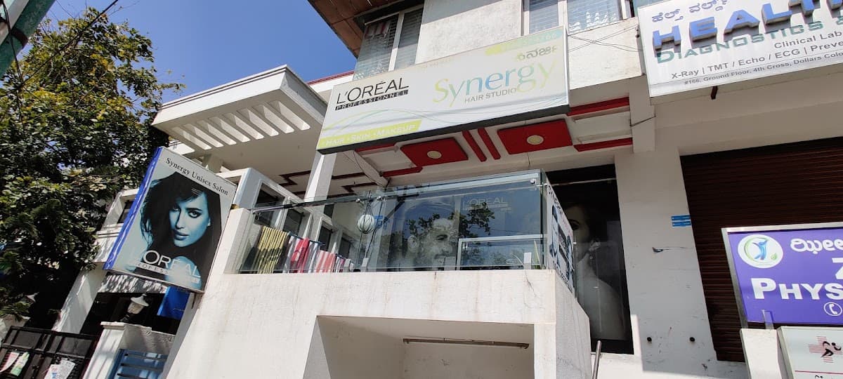 Synergy unisex Salon