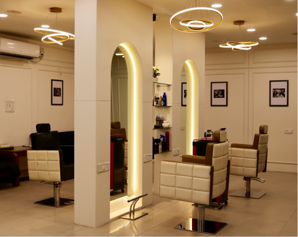Secure Unisex Salon