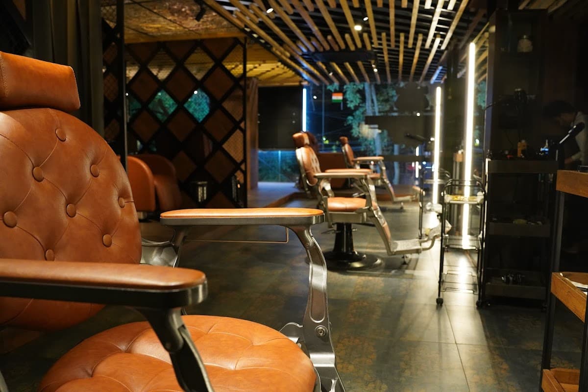 KINGSMEN BARBERSHOP | Indiranagar | Luxury Grooming Salon