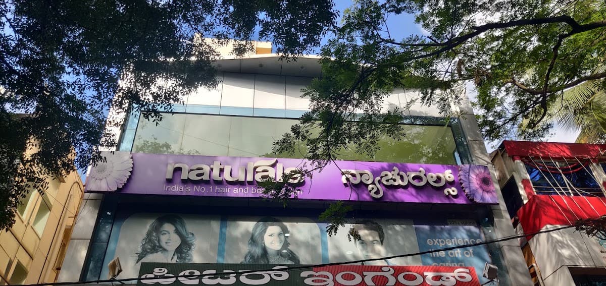 Naturals Salon & Spa Vijay Nagar, Bengaluru