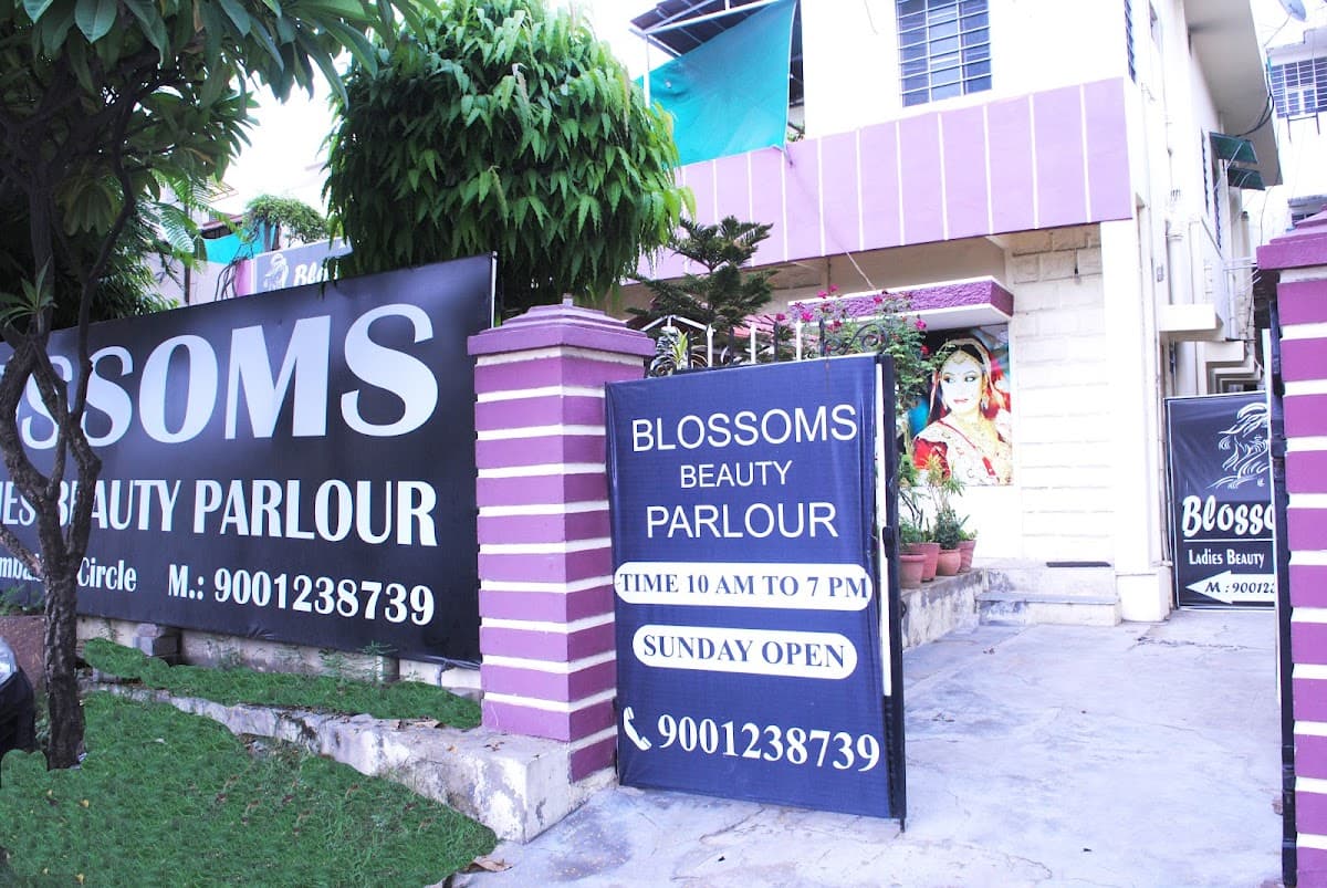 BLOSSOMS BEAUTY SALON