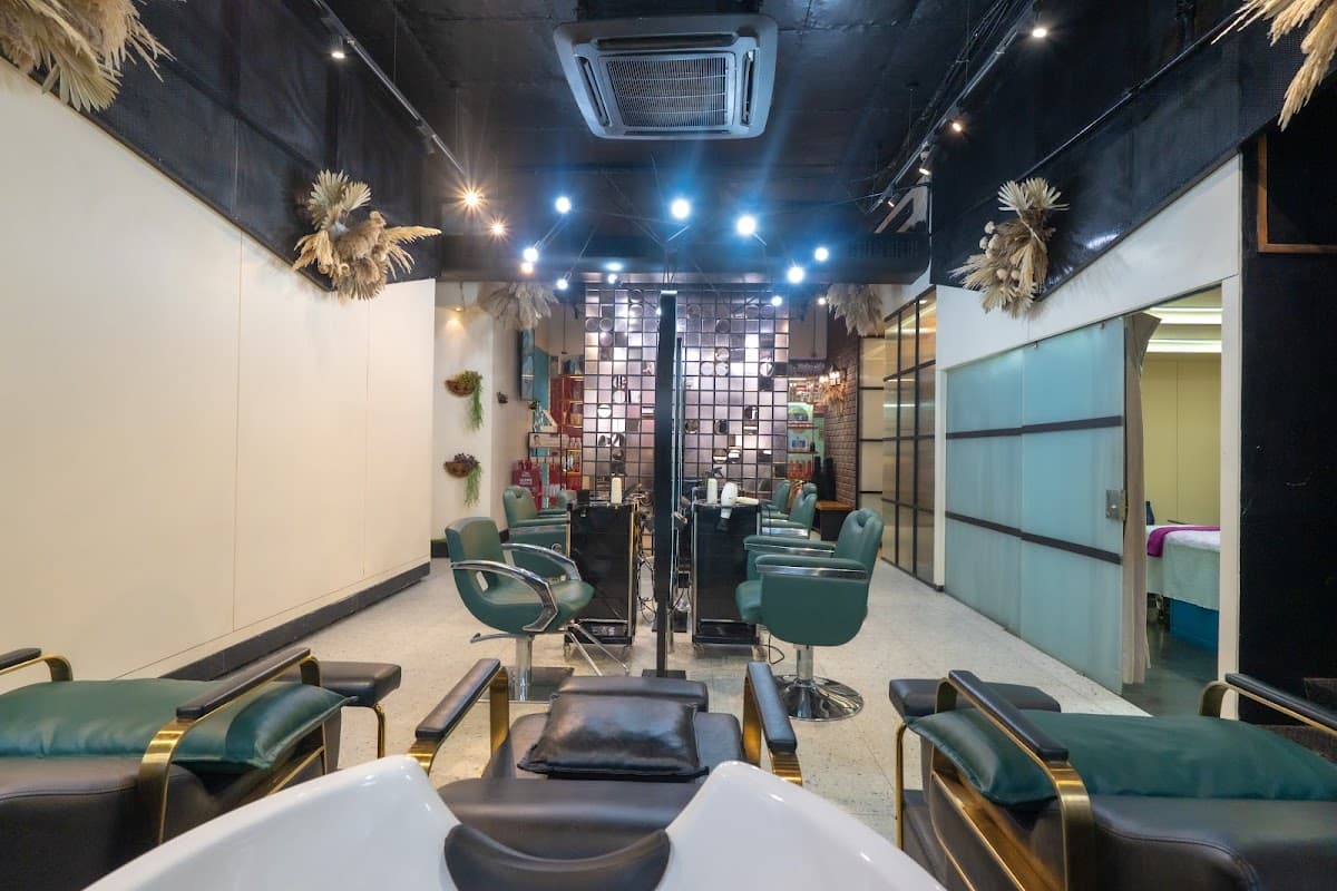 Purple Salon & Wellness