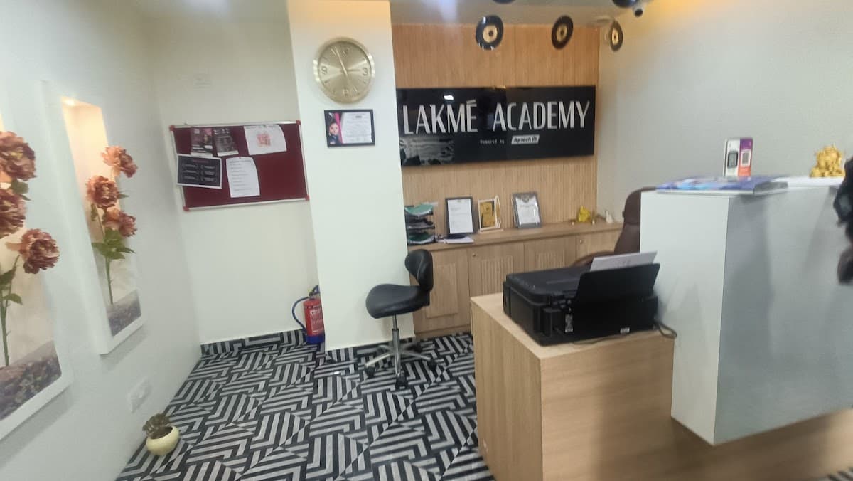 Lakme Academy Patna Powered By Aptech