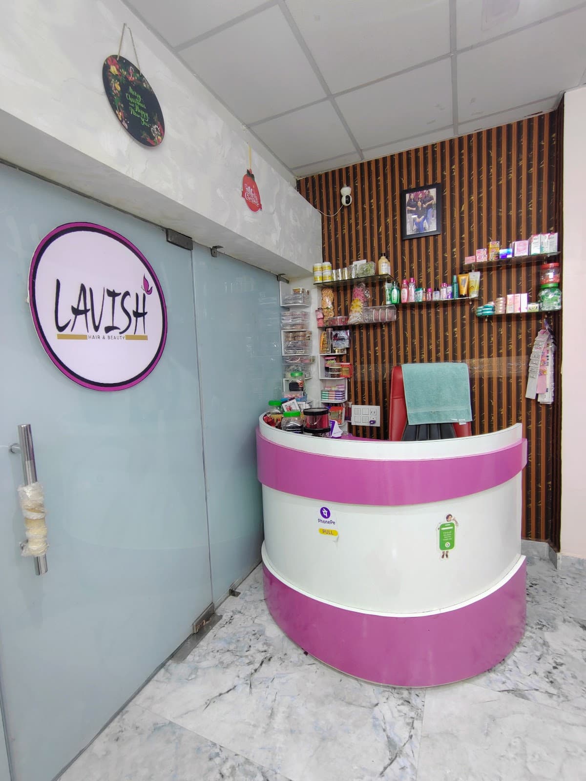Lavish HB Salon