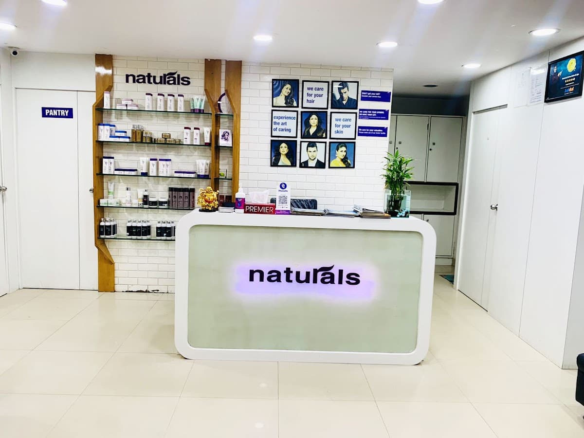 Naturals unisex salon kengeri