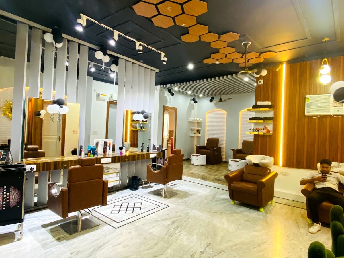 Her Highness - The Unisex Salon