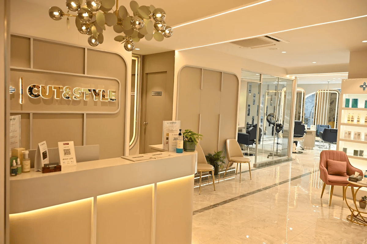 CUT&STYLE Salon - Akshay Nagar