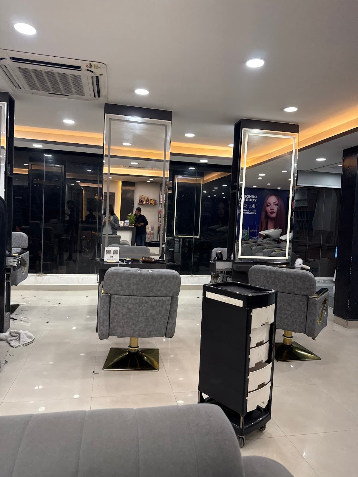 WINGS HAIR STUDIO R R NAGAR all locations