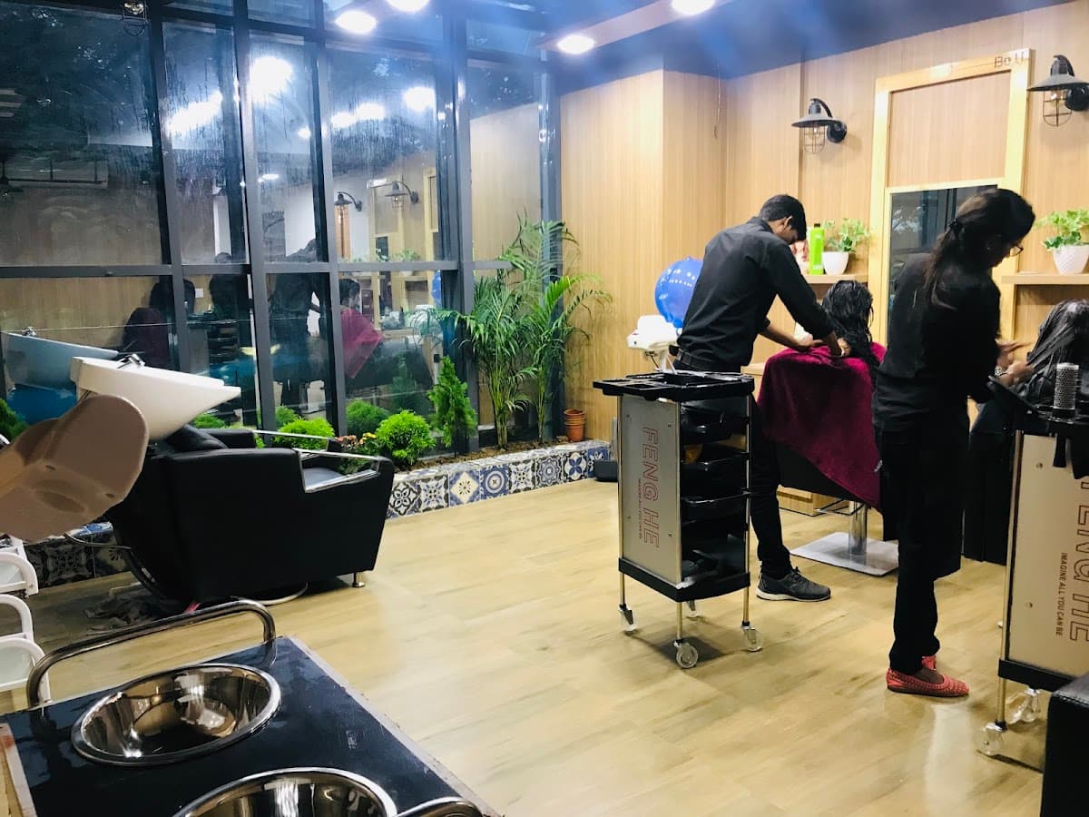 Pro plus salon [ family salon ] /Be u salon ,karam toli