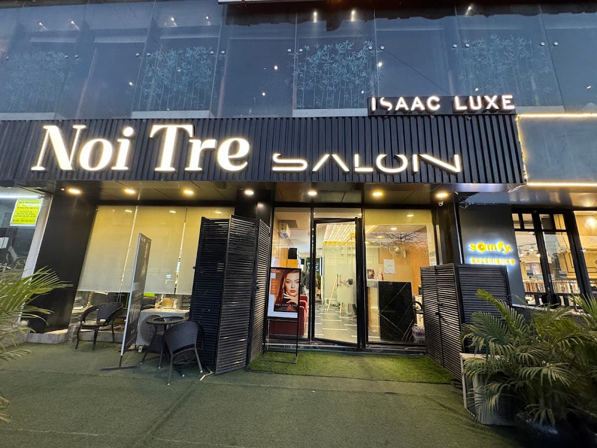 Noi Tre Salon Sector-104 Noida