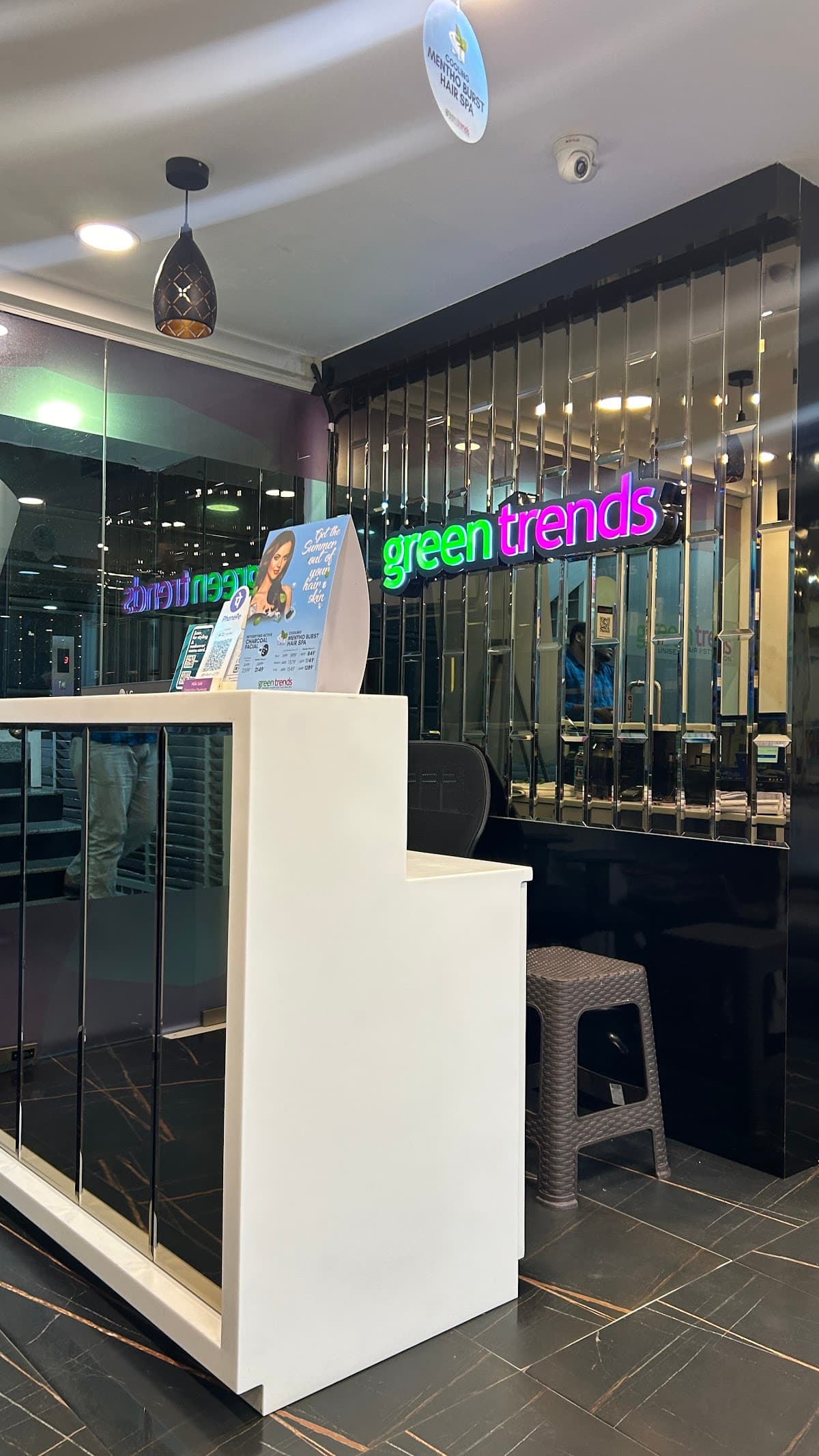 Green Trends - Unisex Hair & Style Salon - Koramangala 5th Block