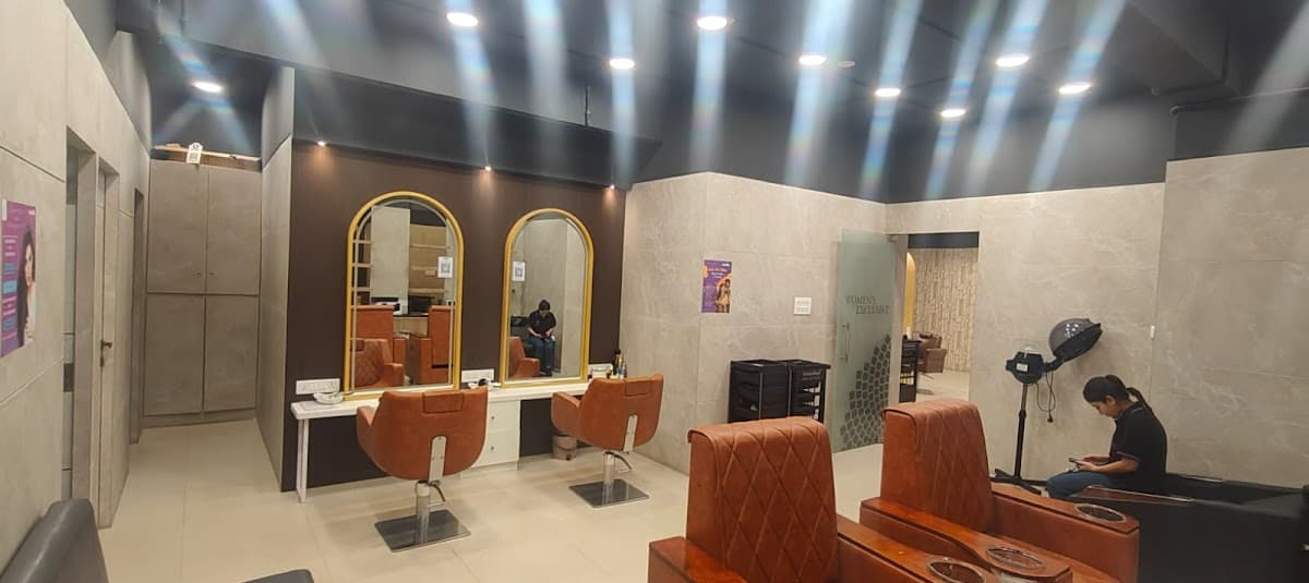 Naturals Salon