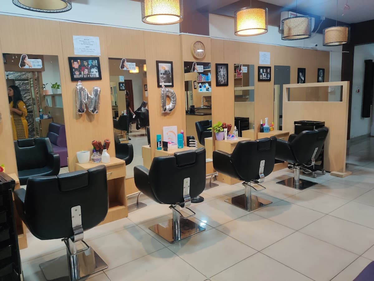 Volumez Unisex Salon Nagarbhavi Bangalore