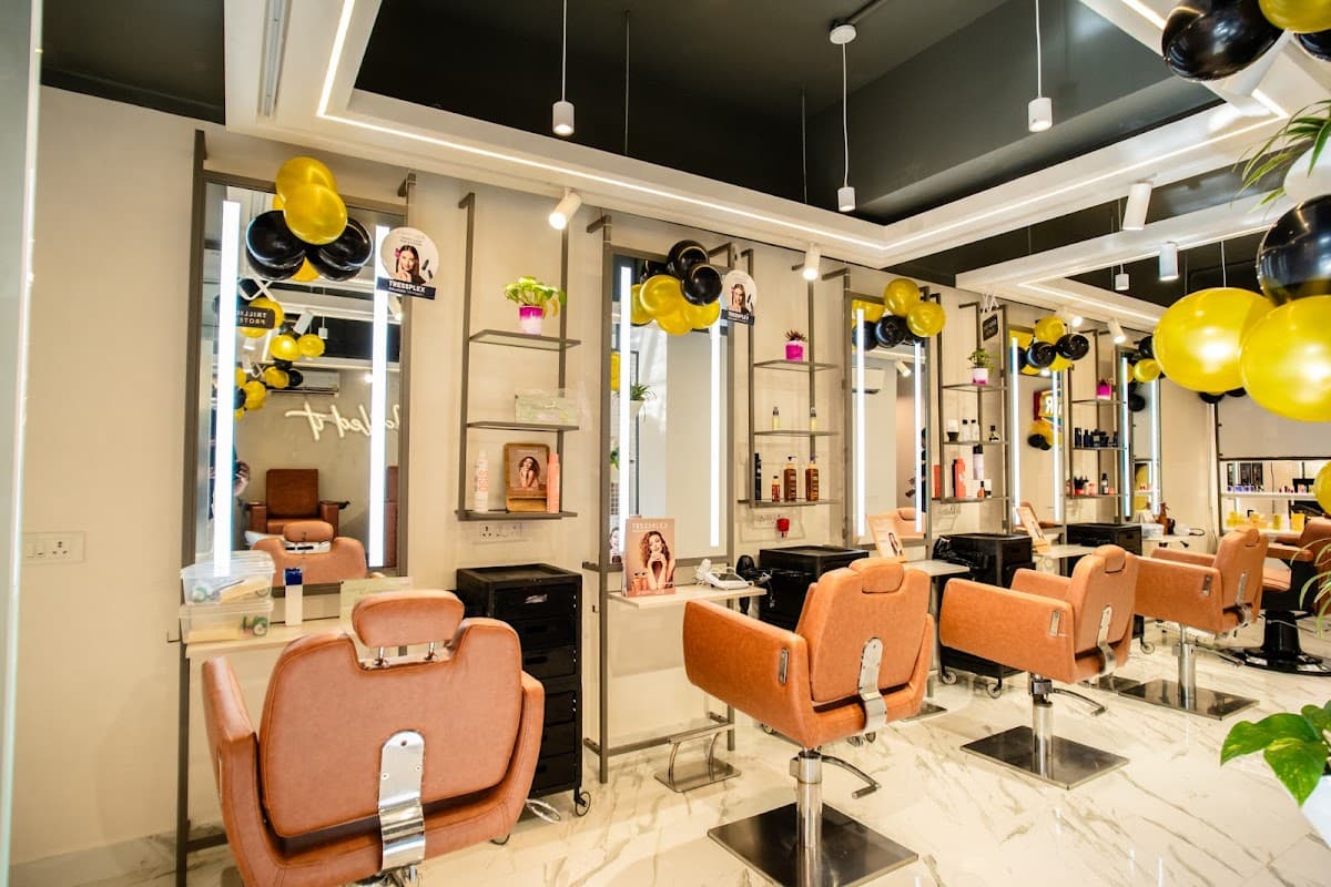 Lakme Salon For Him and Her in Haralur,Bengaluru