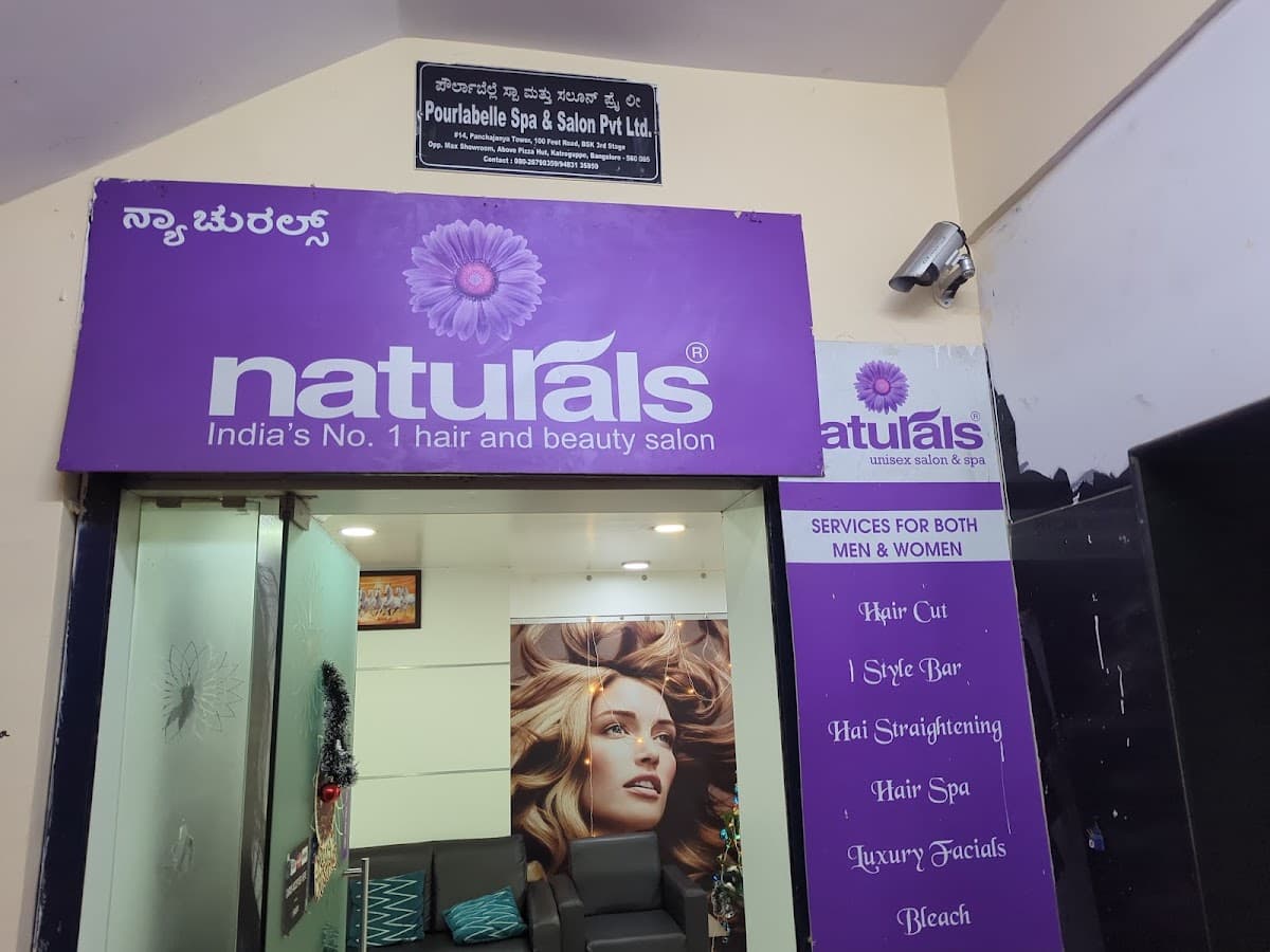 Naturals Salon