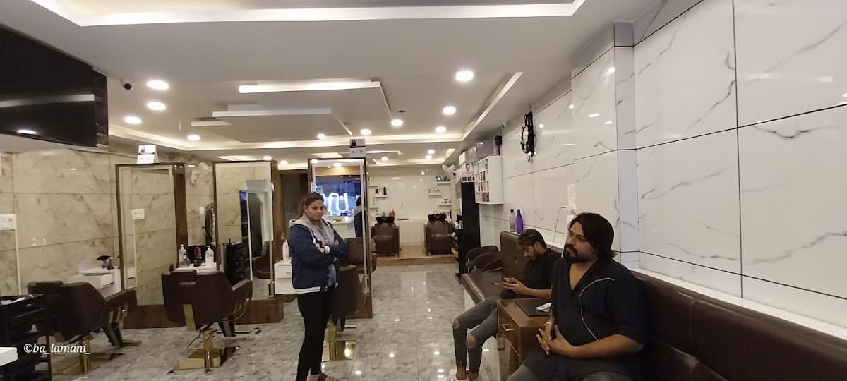 SR Unisex Salon