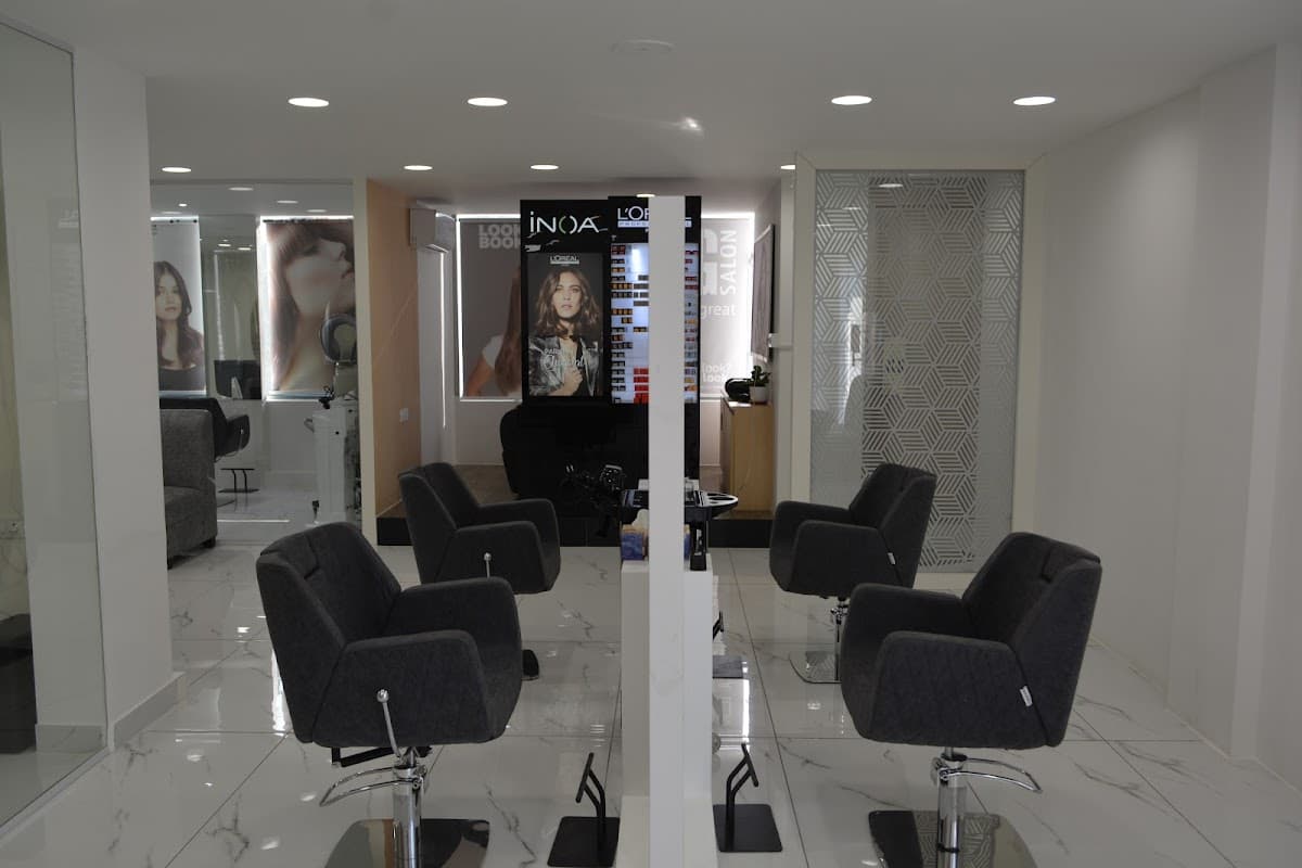 YLG Salon / Kadugodi