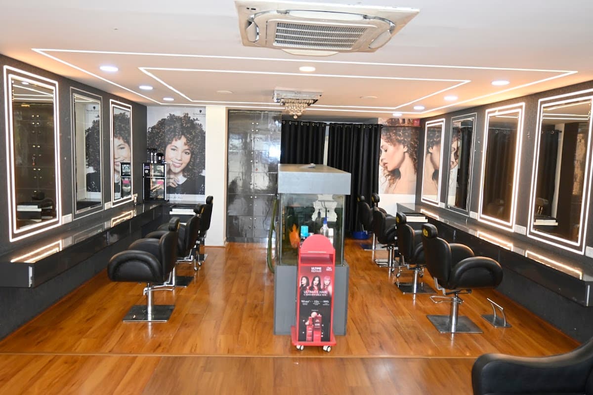 Kings and Queens Premium Salon