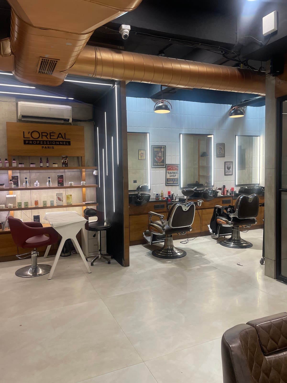 Madonna Salon - Noida Sec 104
