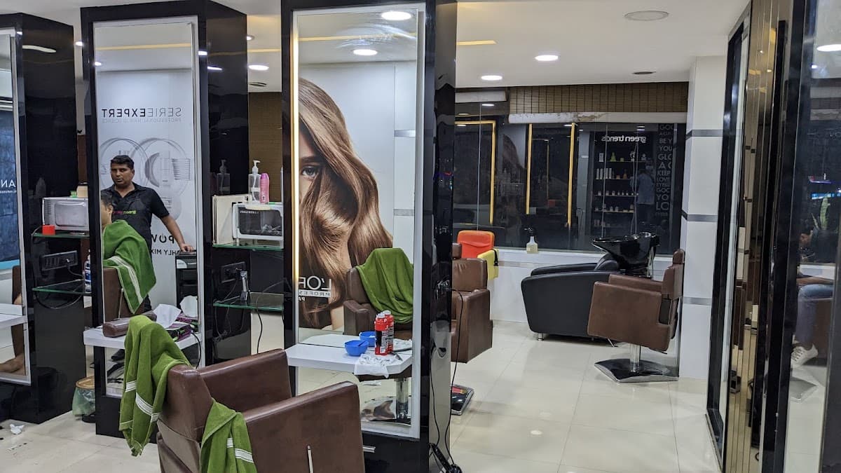 Green Trends Unisex Hair & Style Salon