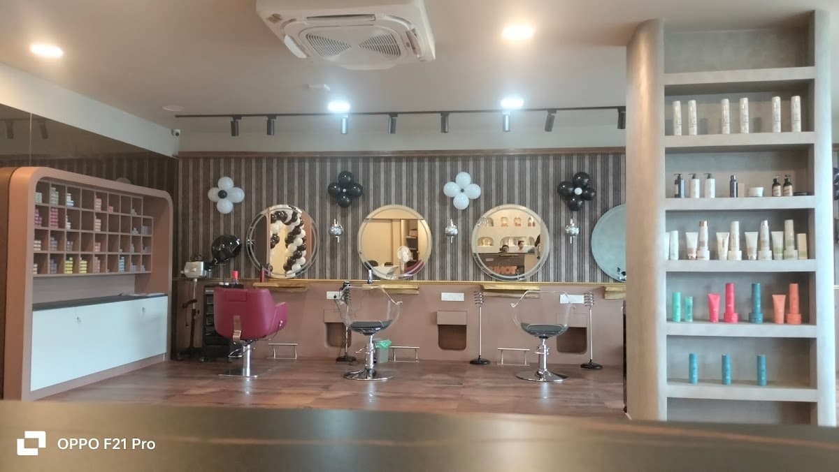 Toni&Guy Hairdressing, Near Jp Nagar Metro