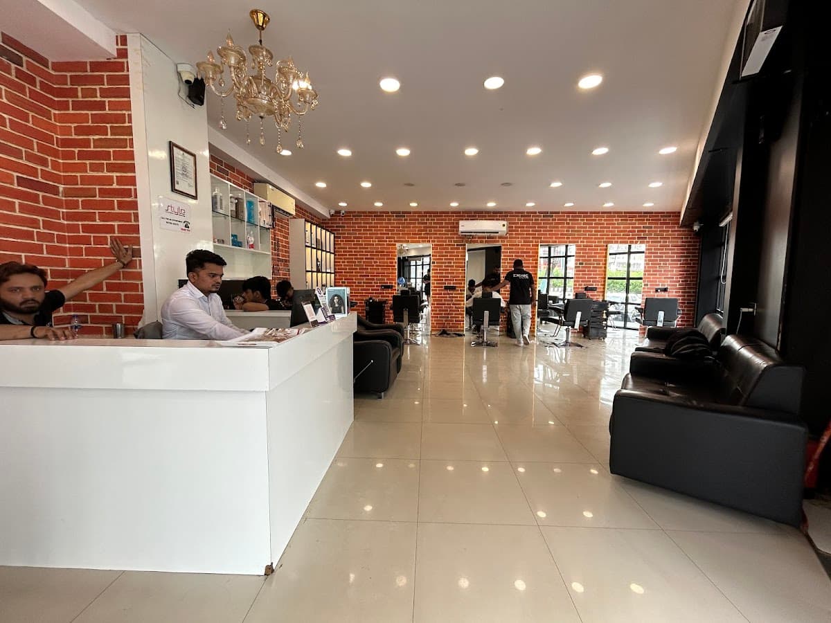 Exonic Salon