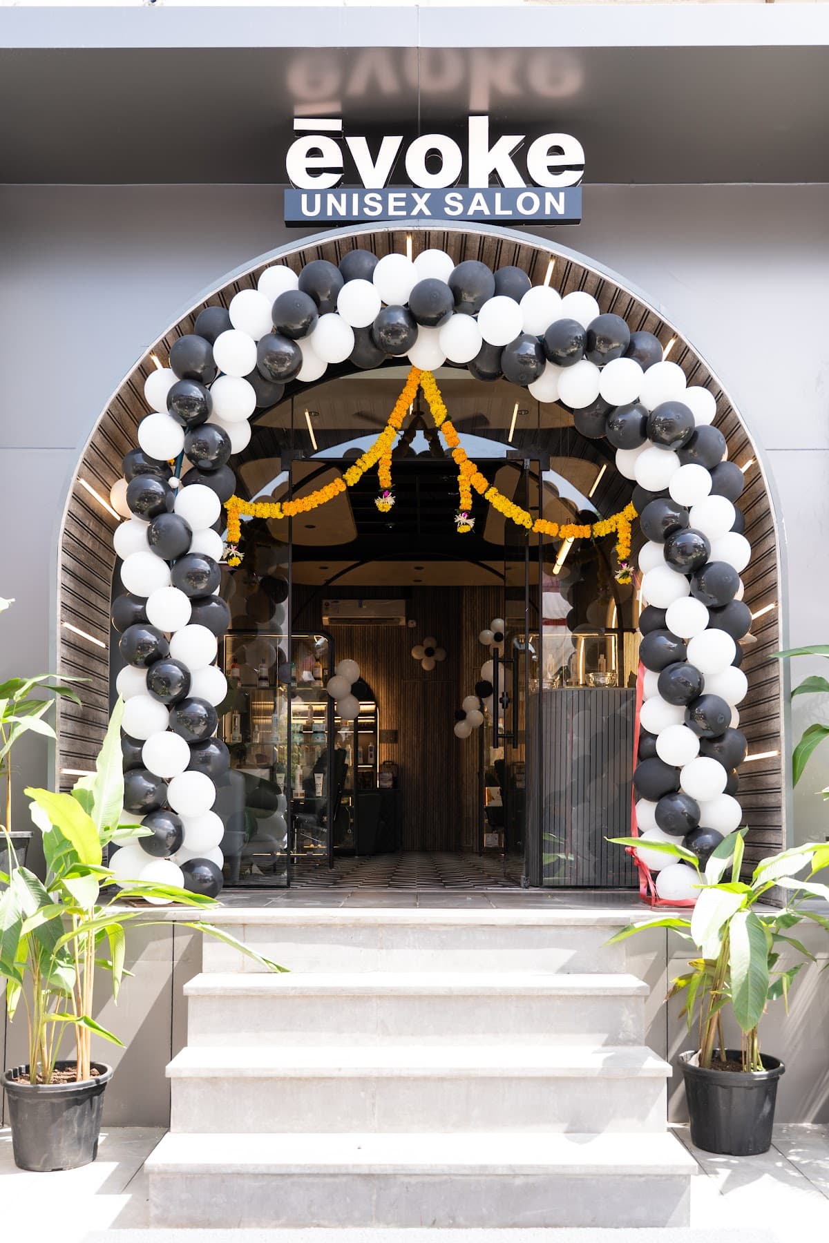 Evoke Unisex Salon