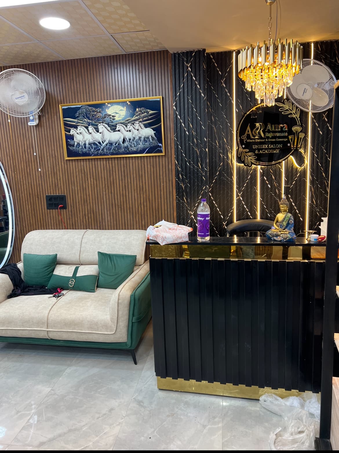 Aura Rejuvenate Makeup Academy & Unisex Salon