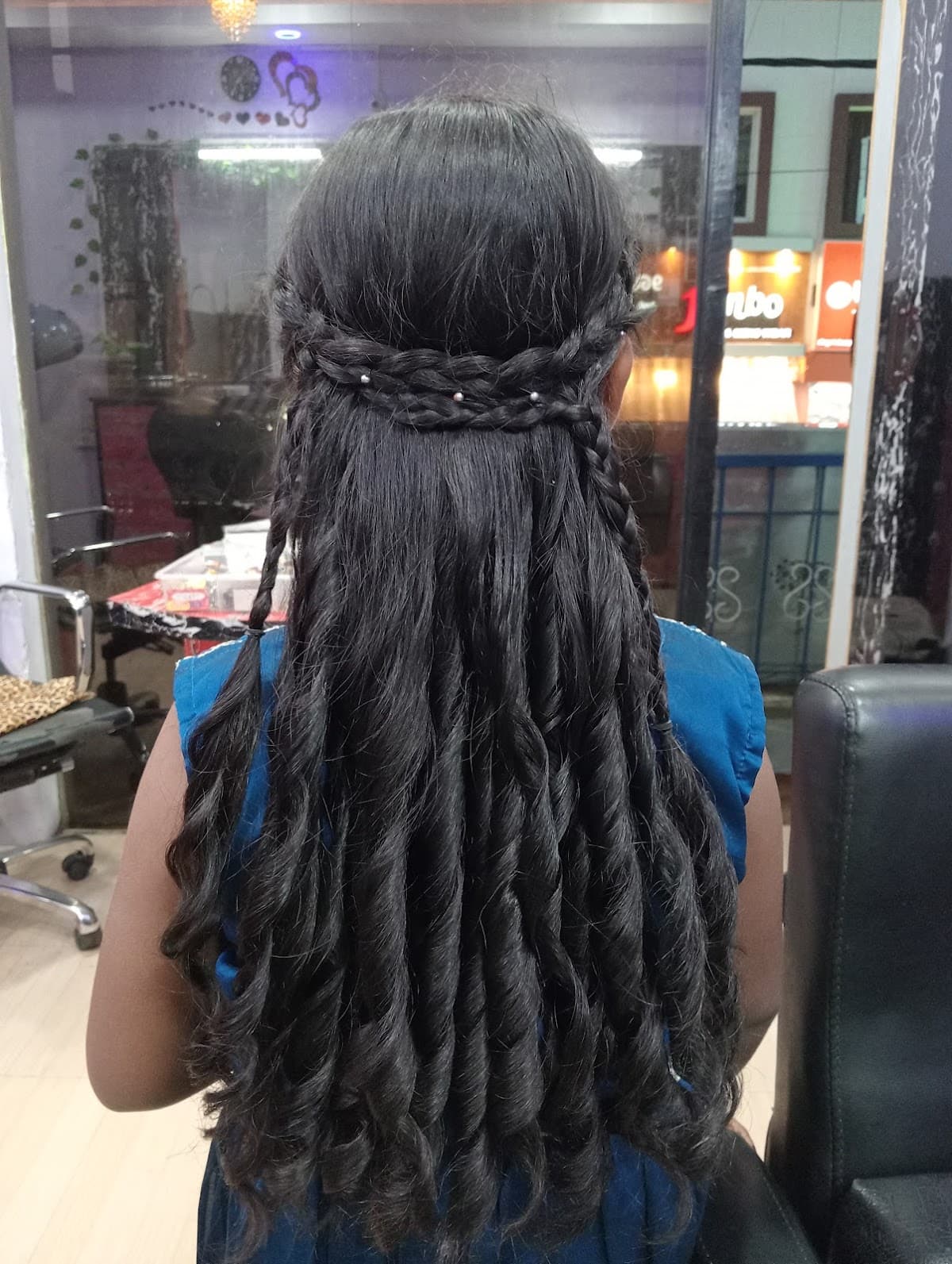 Bliss beauty parlour